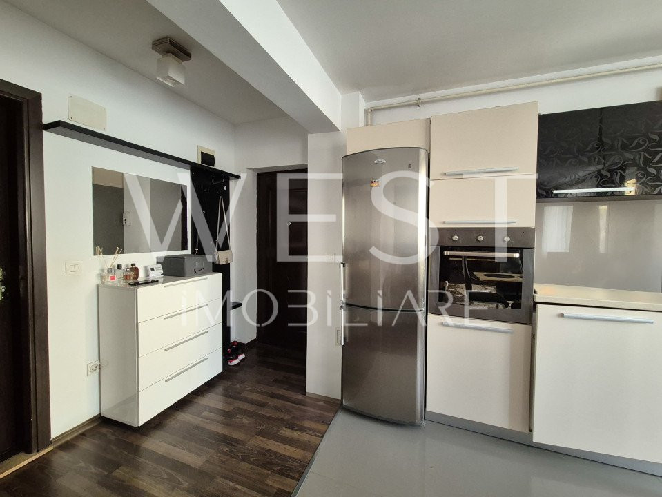  Apartament 2 camere| Etaj intermediar| Parcare inclusa| Florilor/Kik