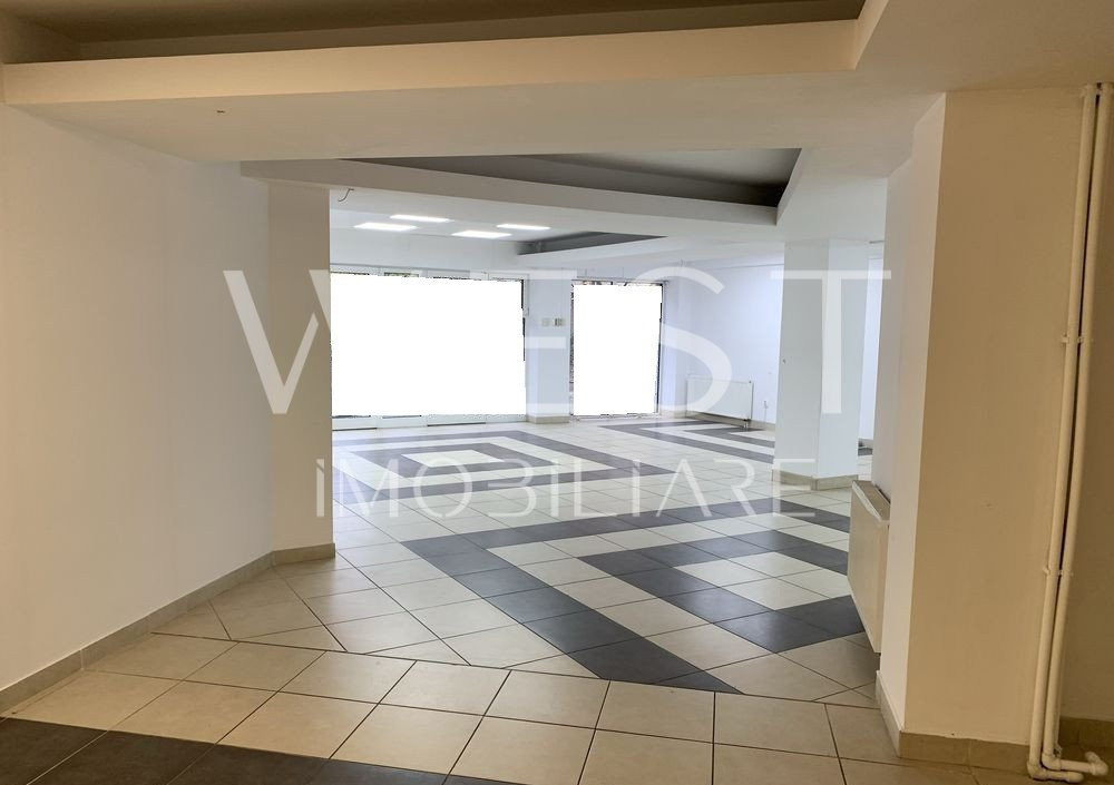 Spatiu Comercial 166mp! Vitrina! Finisat! Semicentral! Str. Bucuresti!