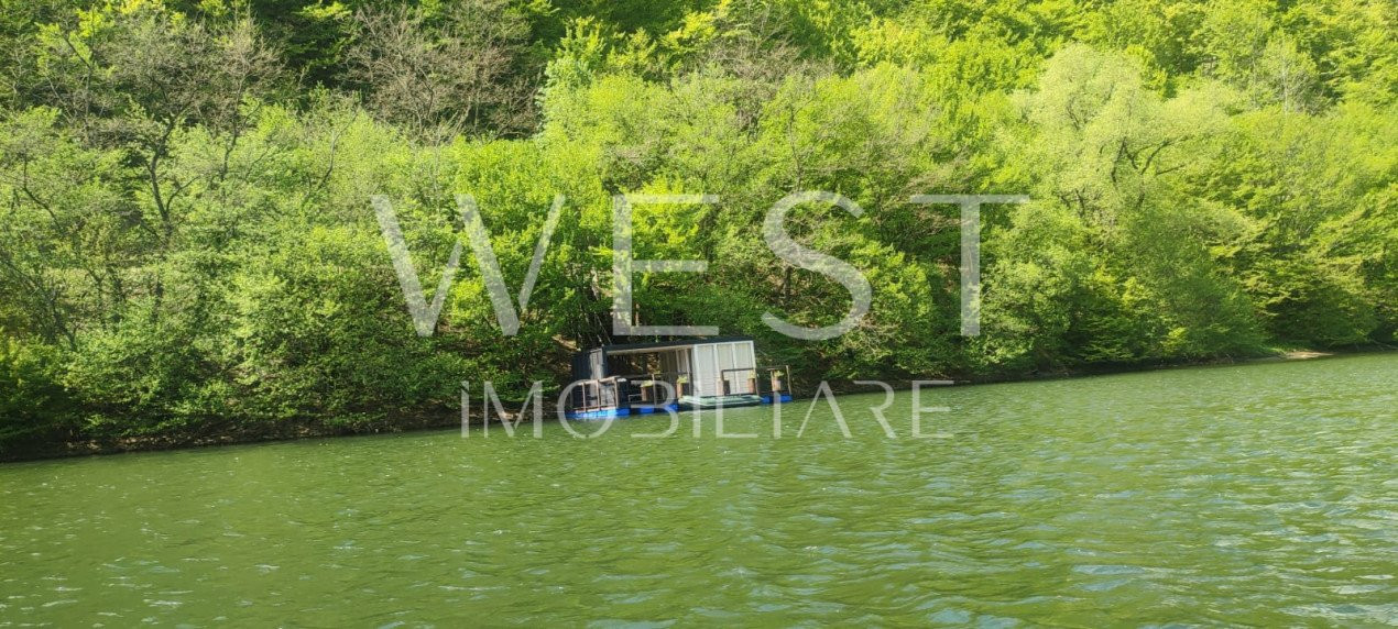 Casa de vacanta 5 camere,teren 860 mp!Zona Somesul Cald!Iesire la Lac!