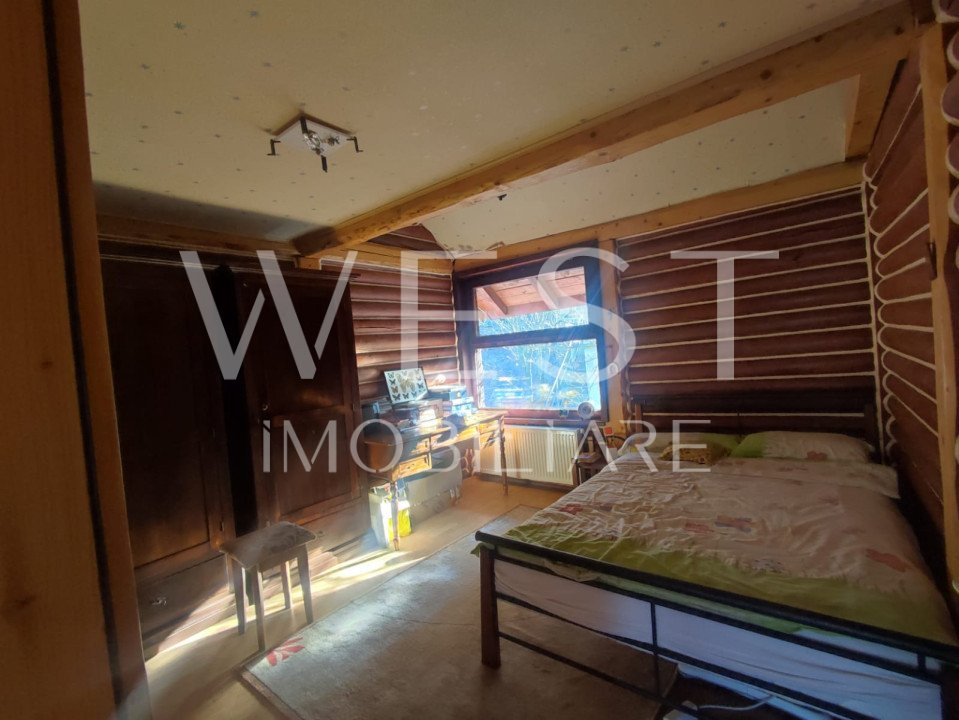 Casa de vacanta 5 camere,teren 860 mp!Zona Somesul Cald!Iesire la Lac!
