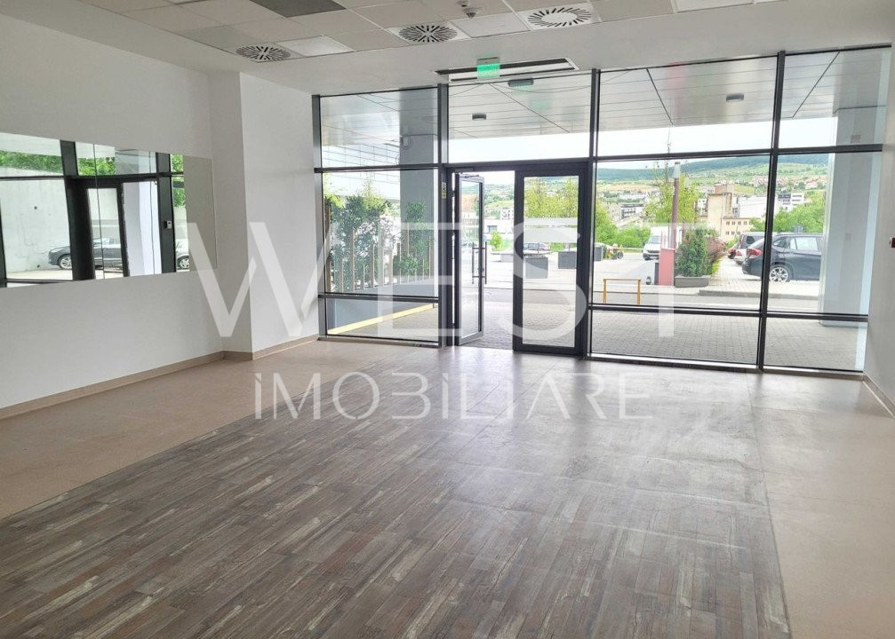 Spatiu comercial 94mp! Cladire de birouri! Parter! Taietura Turcului!