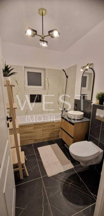 Apartament 3 cam/2 bai! Terasa inchisa! Modern! Parcare! Str. Teilor!