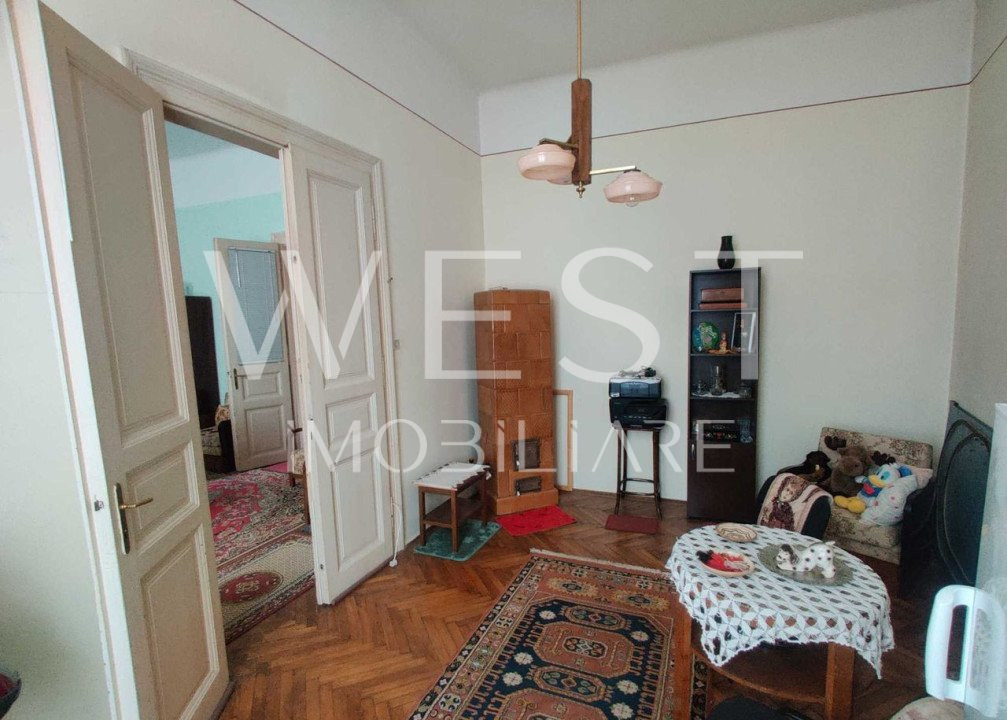 Apartament la casă, 3 Camere, Terasă și Curte Comună | Zonă Centrală 