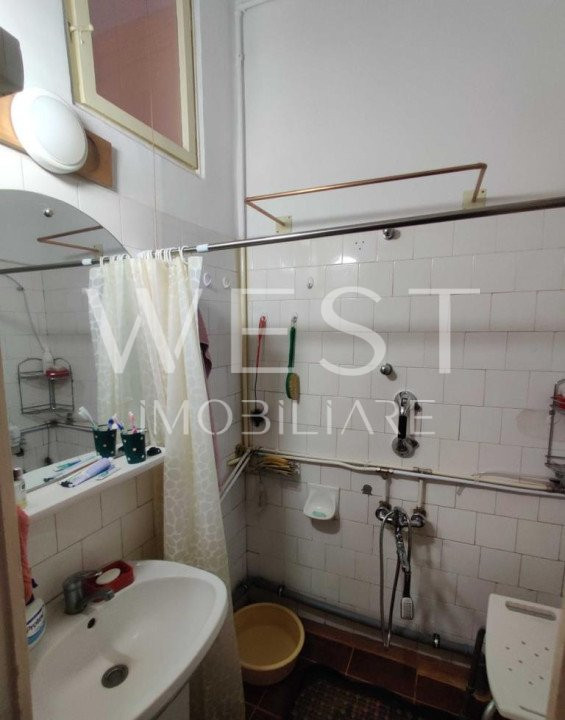 Apartament la casă, 3 Camere, Terasă și Curte Comună | Zonă Centrală 
