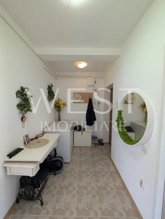 Apartament 2 camere 50 mp! La cheie! Etaj 1! Zona EROILOR!