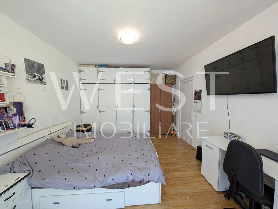 Apartament 2 camere 50 mp! La cheie! Etaj 1! Zona EROILOR!