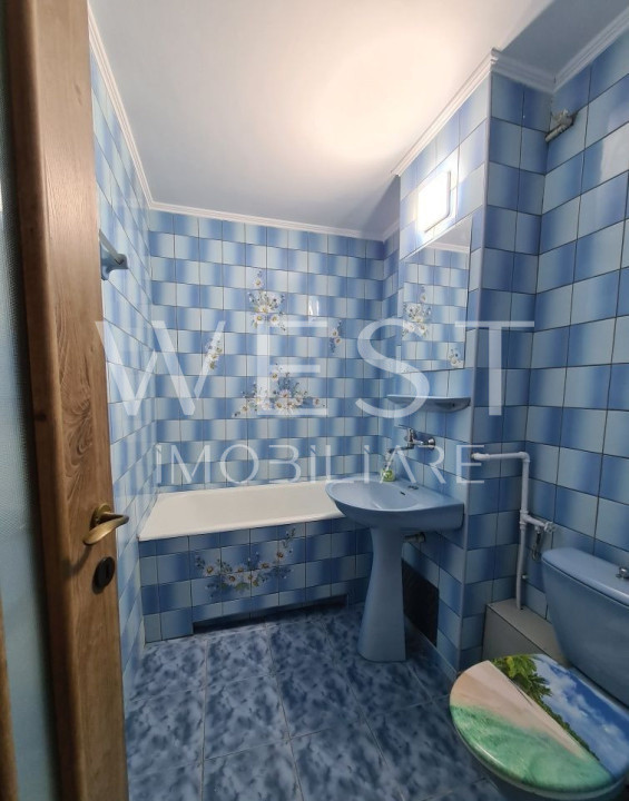 Apartament 3 camere complet renovat, parcare și beci Zonă P-ța Mărăști