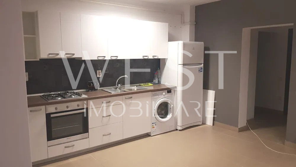 Apartament 2 camere 60mp !Gradina 40 mp! Zona Eroilor ! 2 Parcari !