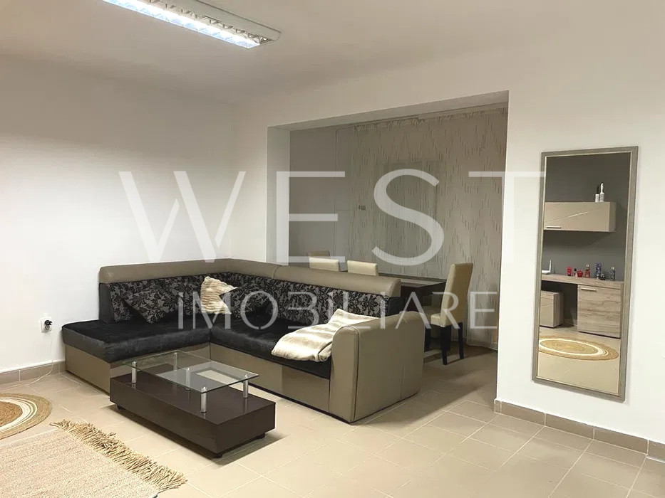 Apartament 2 camere 60mp !Gradina 40 mp! Zona Eroilor ! 2 Parcari !