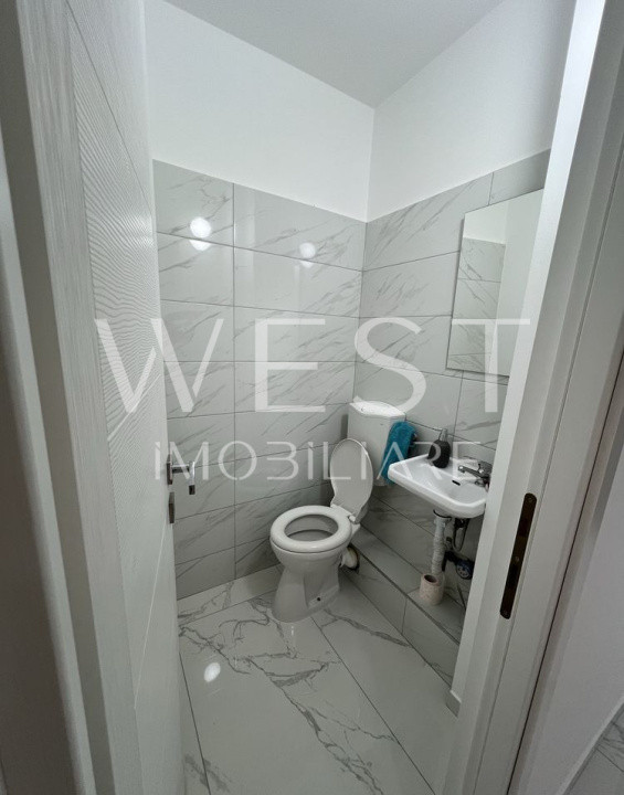 Apartament-3 camere–recent renovat, parcare-zona Parcul Primaverii