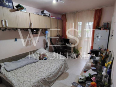 Garsonieră– 28 mp + balcon închis, Zona Spitalul de Recuperare, UMF