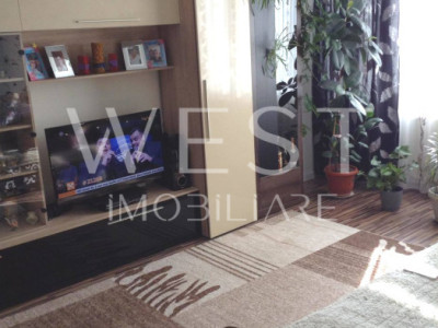 Apartament 1 camera 42 mp! Parcare ! Mobilat utilat! Zona Eroilor !