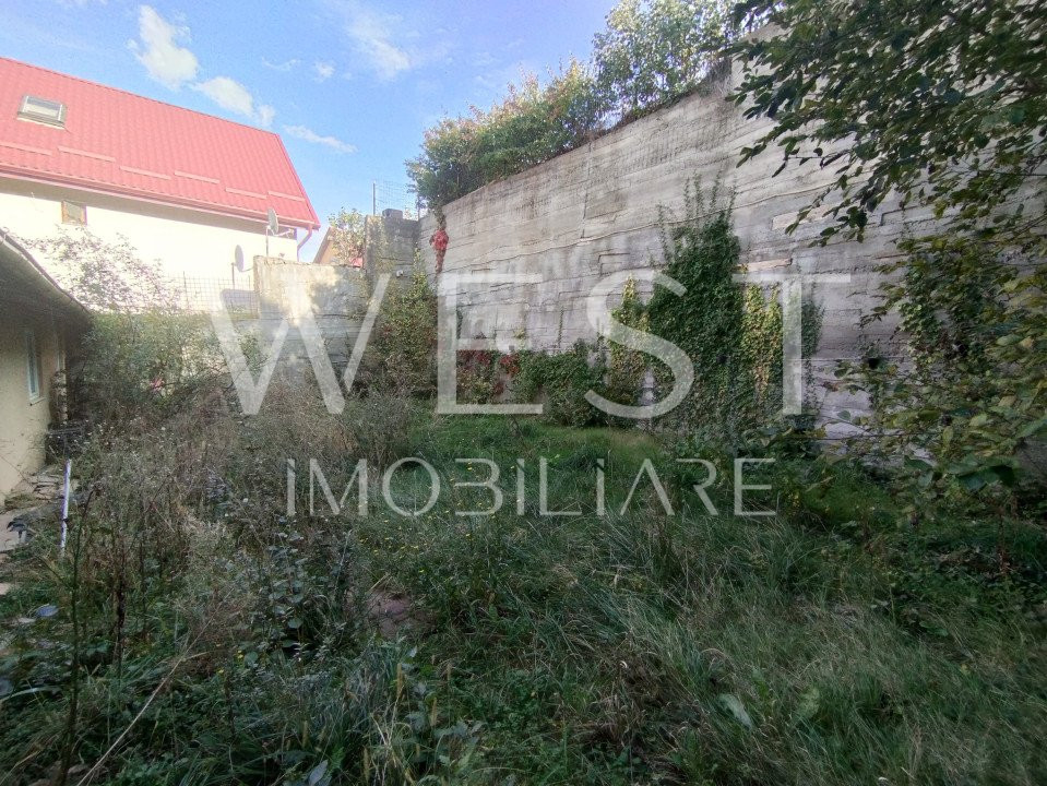 Casa individuala 290mp+500 teren! Renovata! Finisat! Zona linistita!