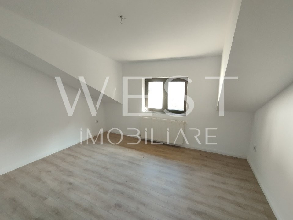 Casa individuala 290mp+500 teren! Renovata! Finisat! Zona linistita!