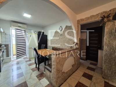 Apartament 2 camere decomandat ,la cheie,Str. Primaverii/zona Calvaria