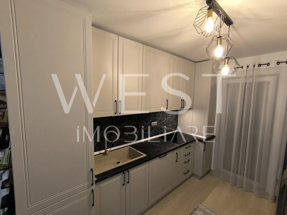 Apartament 2 camere  55mp !Mobilat utilat ! Parcare ! Zona Eroilor!