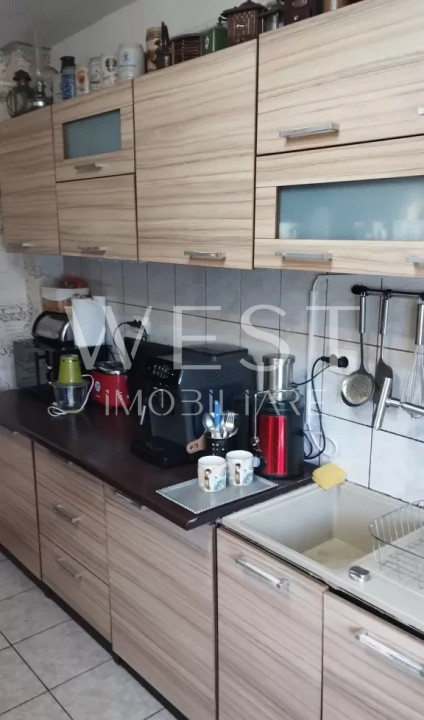 Apartament 2 camere, decomandat, 56mp / La cheie/ Parcare/Zona centrala- Eroilor