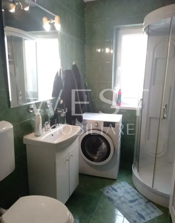 Apartament 2 camere, decomandat, 56mp / La cheie/ Parcare/Zona centrala- Eroilor