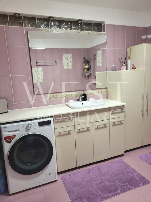 Apartament 2 camere 61 mp !  Parcare! Mobilat utilat ! Zona Florilor !
