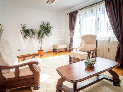 Apartament 3 camere 90mp,Anexa, 2 parcari si curte
