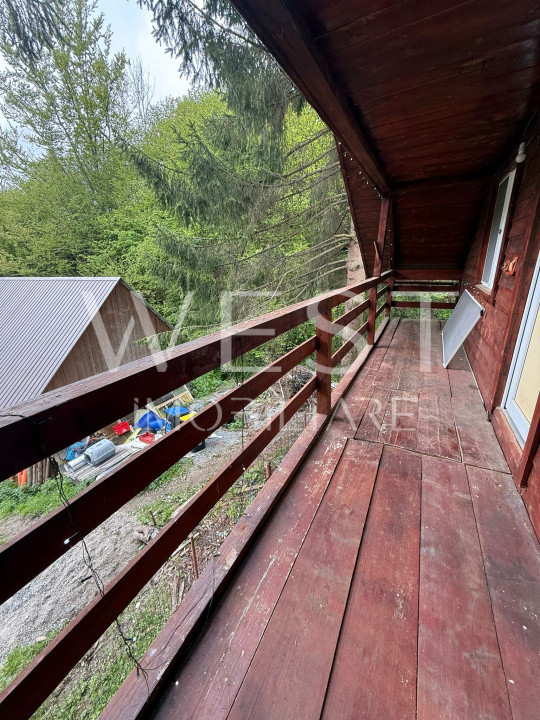 Cabana 5 dormitoare, centrala pe lemne, utilata, Muntele Baisorii