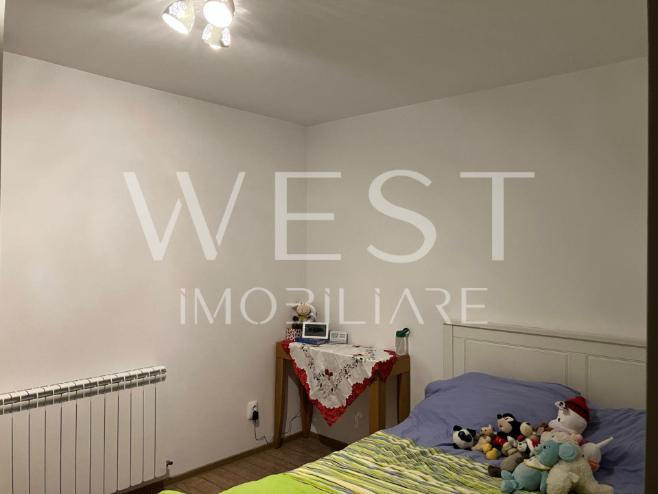 Duplex 3 camere, 90 mp, 2 locuri de parcare in curte, zona Catanelor