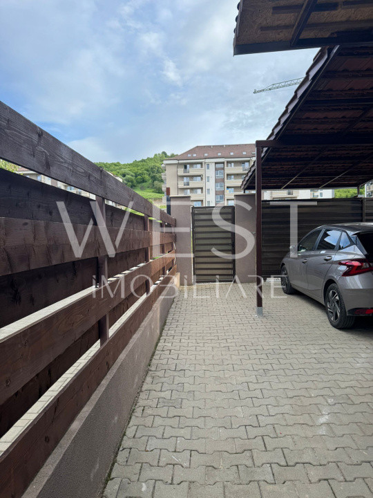 Duplex 3 camere, 90 mp, 2 locuri de parcare in curte, zona Catanelor