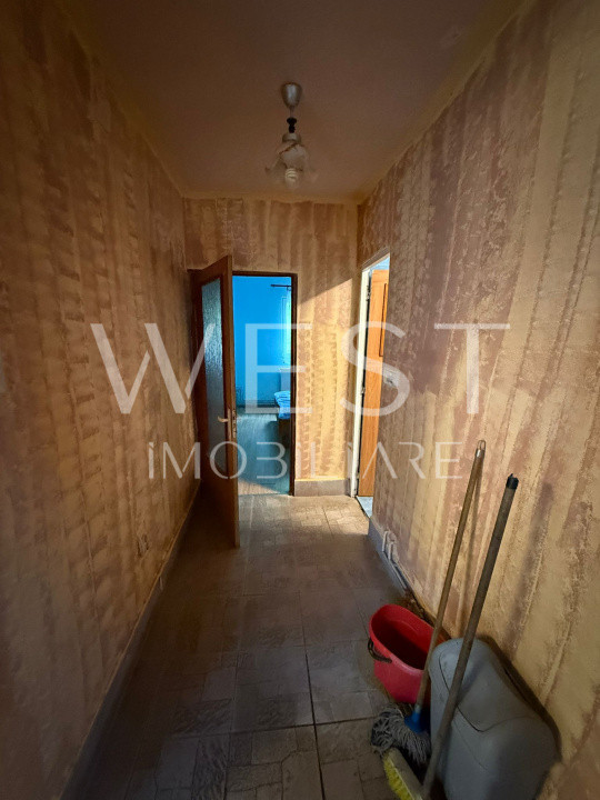 Cabana 5 dormitoare, centrala pe lemne, utilata, Muntele Baisorii