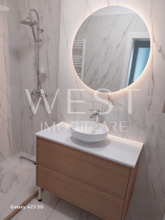 Apartament 3 cam 2 bai! Modern! Prima inchiriere! Parcare! Zona Vivo!