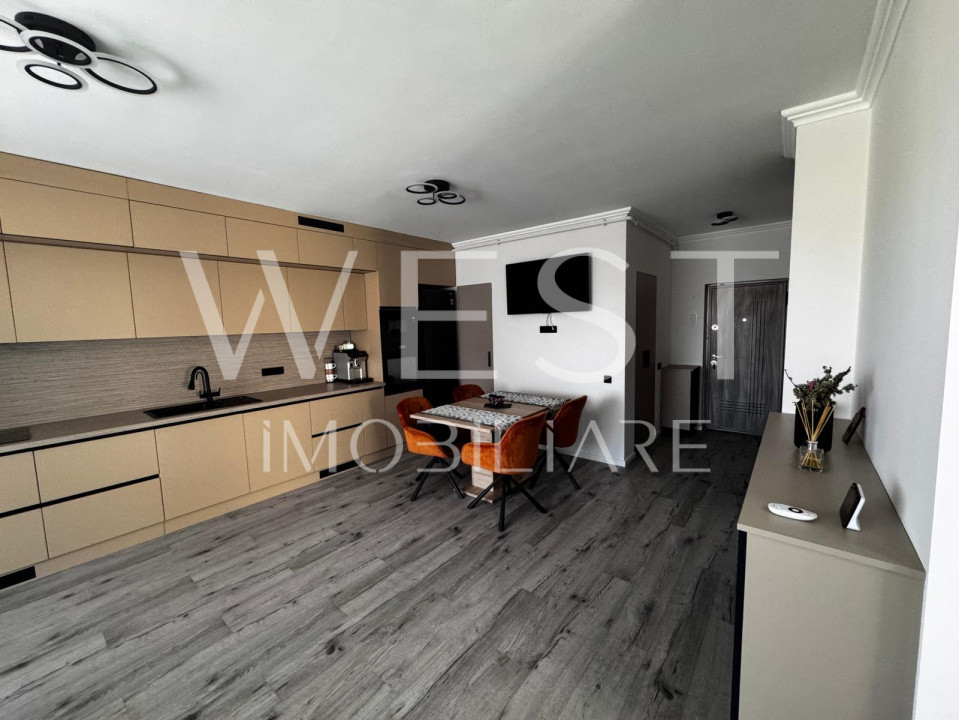 Apartament 3 camere, 72 mp, balcon, garaj,etaj intermediar, zona Tauti