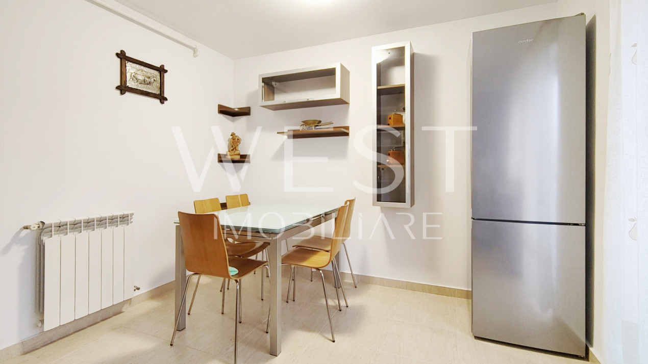 Apartament 3 camere 90mp, Anexa, 2 parcari si curte- Zona Florilor