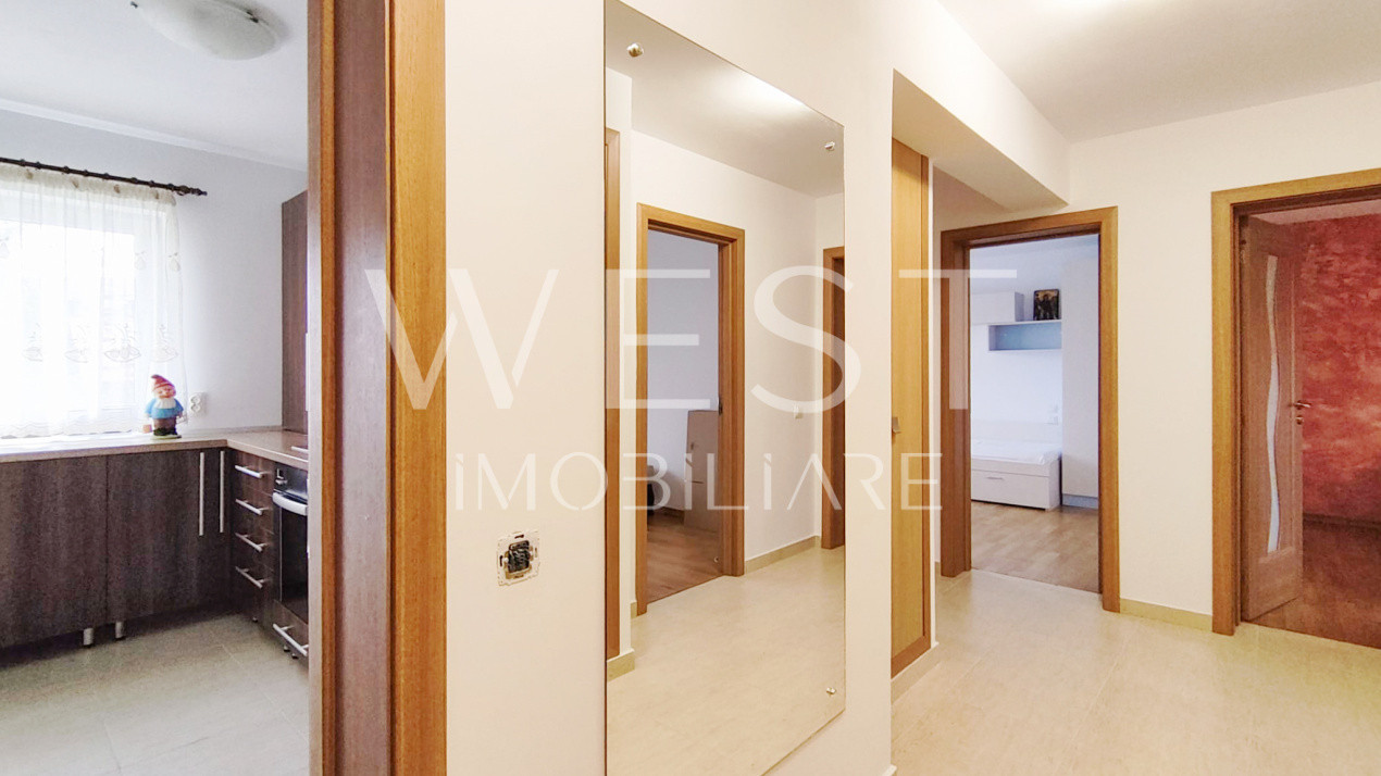 Apartament 3 camere 90mp, Anexa, 2 parcari si curte- Zona Florilor