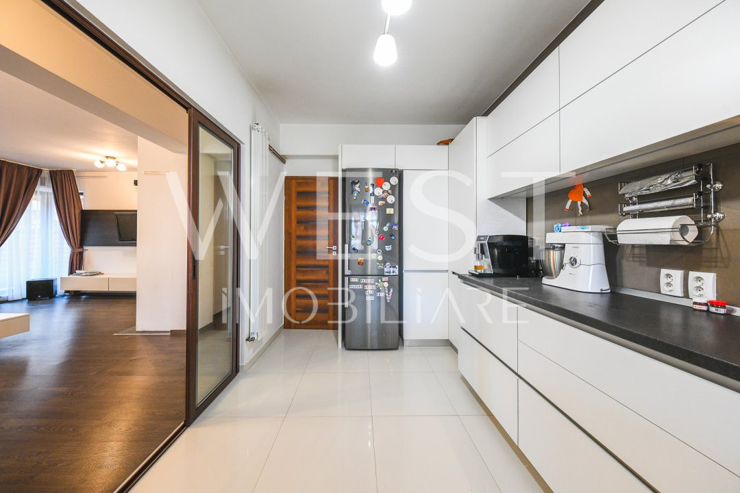 Casa unifamilială, 5 camere, 242 mp si teren de 700 mp, zona Somesului