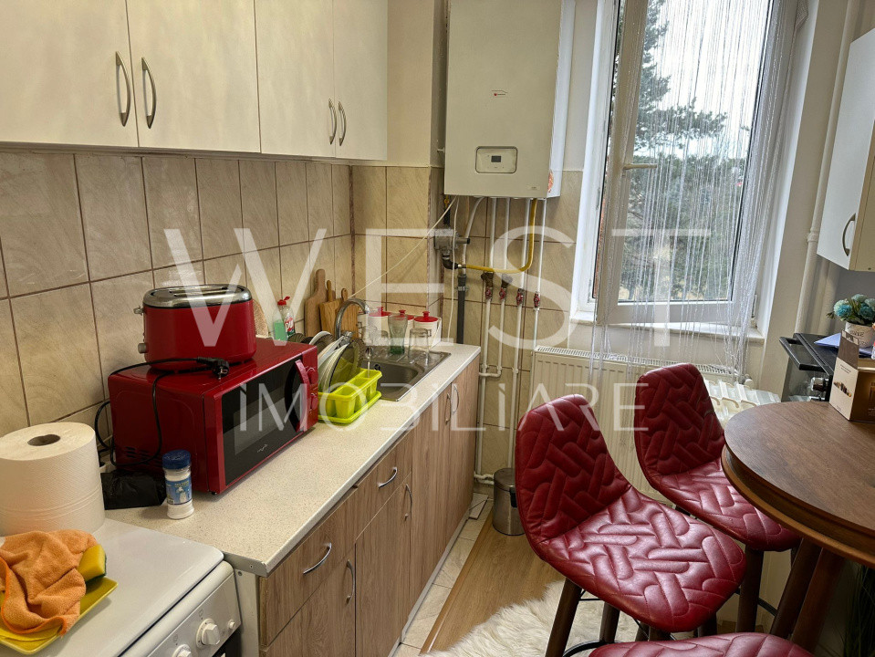 Apartament 2 camere, 46 mp, balcon, etaj intermediar, zona Mercur/Gheorgheni