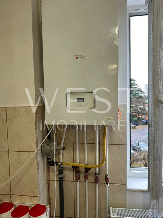 Apartament 2 camere, 46 mp, balcon, etaj intermediar, zona Mercur/Gheorgheni