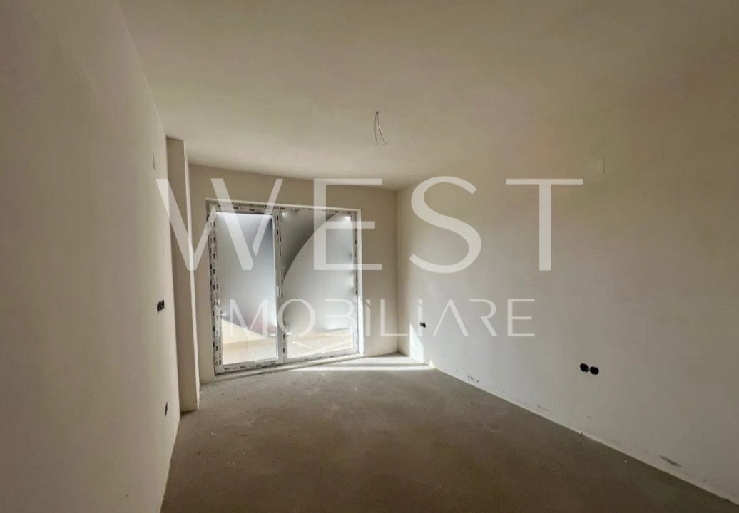 Apartament 3 camere! ANSAMBLU DE TOP! Terasa panoramica! Str. Eroilor!