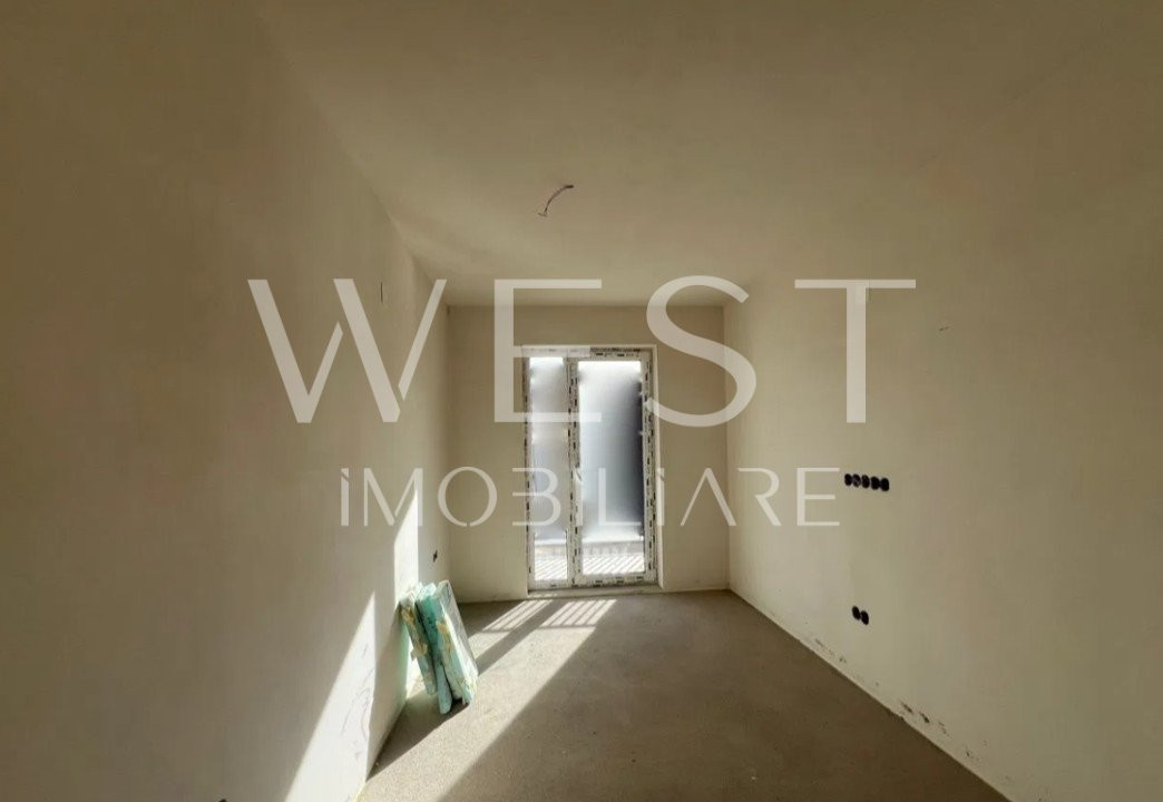 Apartament 3 camere! ANSAMBLU DE TOP! Terasa panoramica! Str. Eroilor!