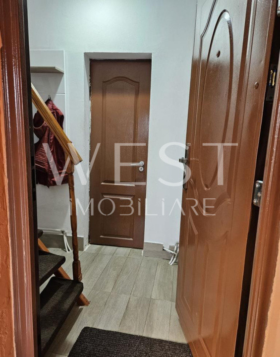 Apartament 2 camere/2 nivele la casa-curte comuna-Parcare/Zona Decebal