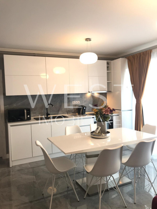 Apartament tip penthouse 3 camere, 85mp|Terasa 25mp| Zona Platinia