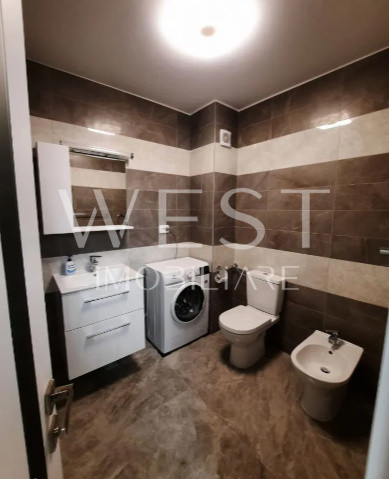 Apartament 2 camere- la cheie- Parcare inclusa- Zona Vivo