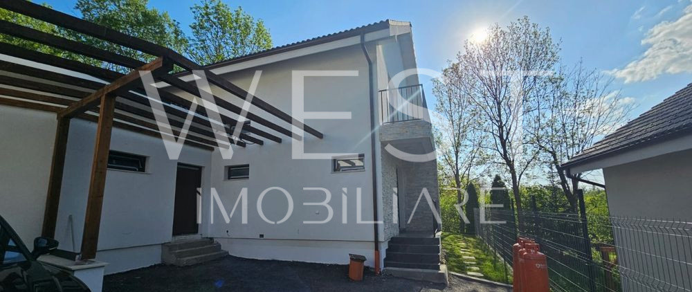 Casa individuala! 135mp utili! Finisata cu CF! Centrala pe gaz! Capus!