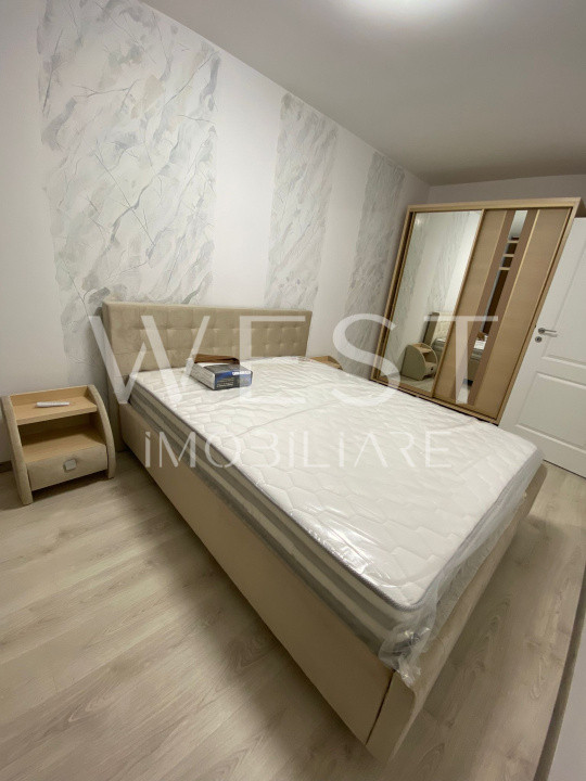 Apartament de închiriat 3 camere mobilat utilat balcon garaj 