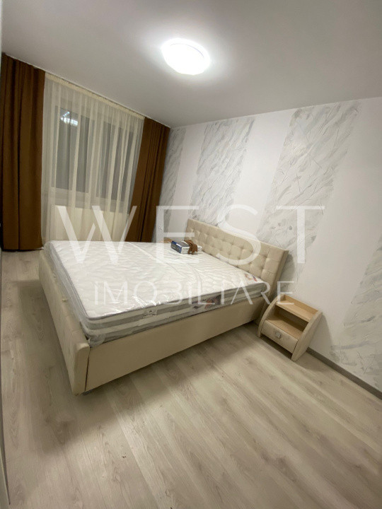 Apartament de închiriat 3 camere mobilat utilat balcon garaj 