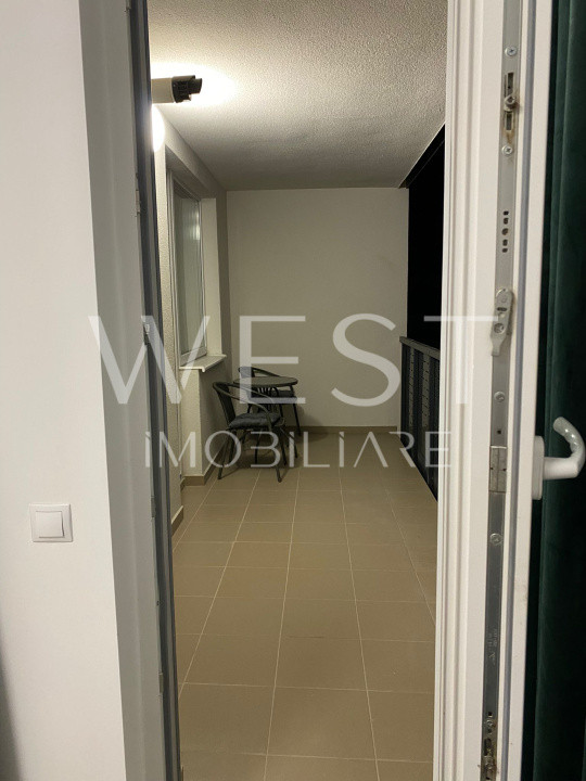 Apartament de închiriat 3 camere mobilat utilat balcon garaj 