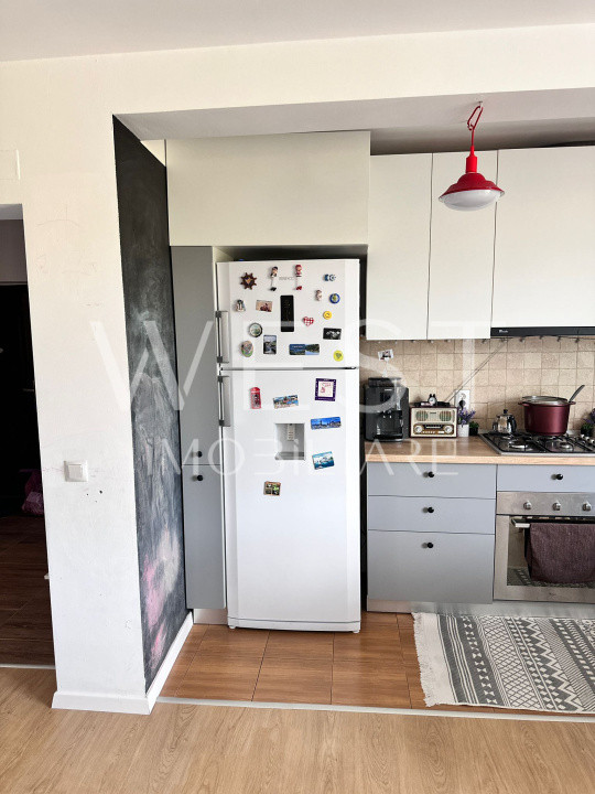 Apartament 3 camere, 66 mp, mobilat, utilat,  balcon, zona Eroilor