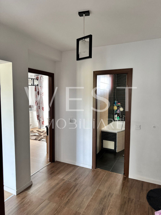 Apartament 3 camere, 66 mp, mobilat, utilat,  balcon, zona Eroilor