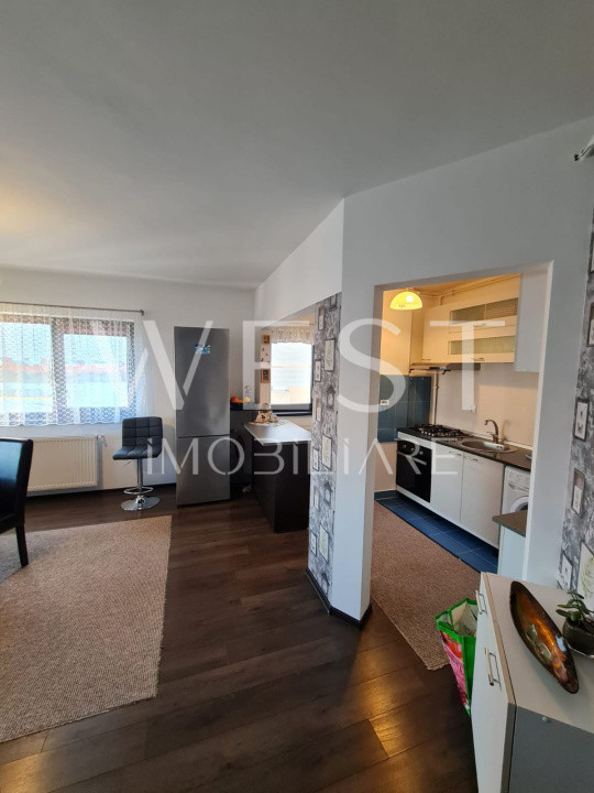 Apartament 3 camere 65 mp mobilat  balcon parcare zona Stejarului