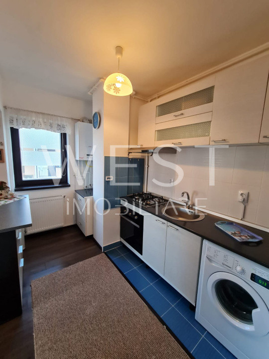 Apartament 3 camere 65 mp mobilat  balcon parcare zona Stejarului