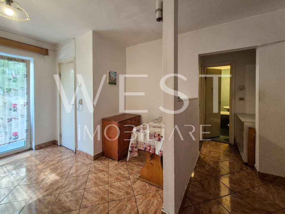 Apartament decomandat 2 camere - strada Izlazului/ zona Big