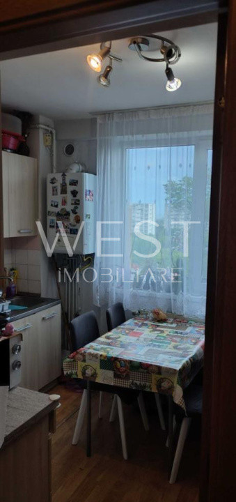 Apartament 2 camere/decomandat-etaj intermediar-Gheorgheni/zona Royal
